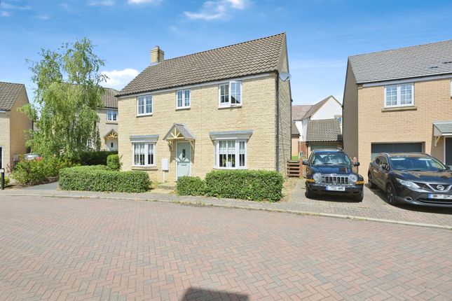 4 bed detached house