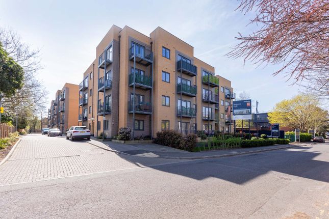 Thatcham House, Maidenhead SL6 3 bed apartment for sale