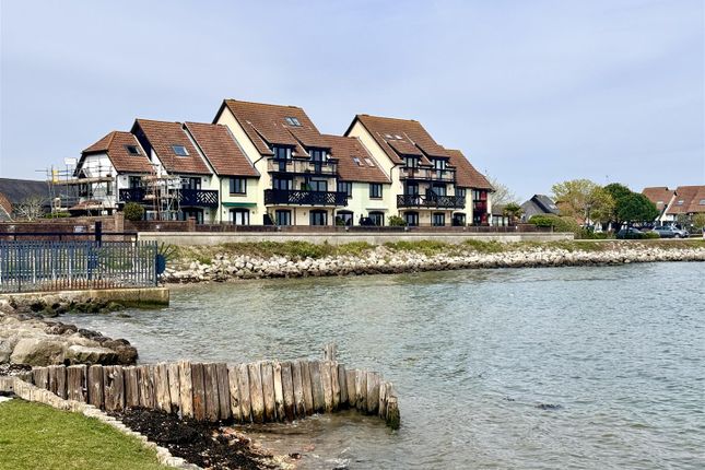 Shamrock Way, Hythe, Southampton 2 bed house for sale