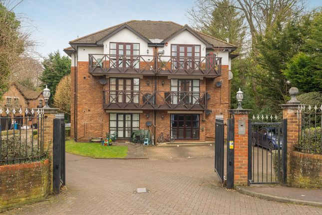 2 bed flat