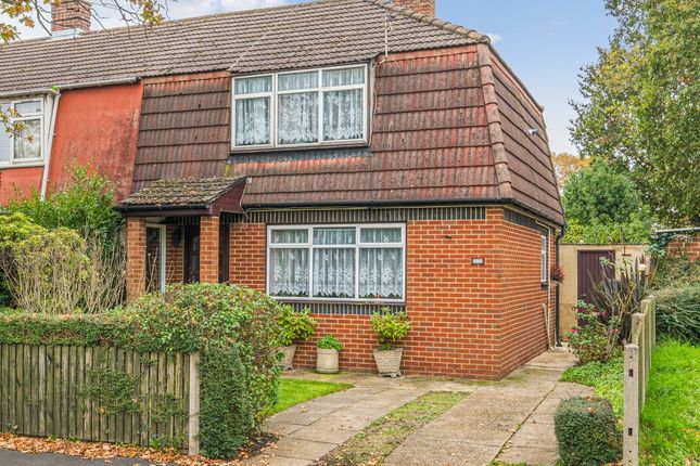 3 bed end terrace house