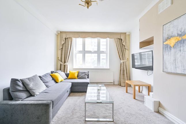 Cambridge Court, Hyde Park Estate... 2 bed flat for sale
