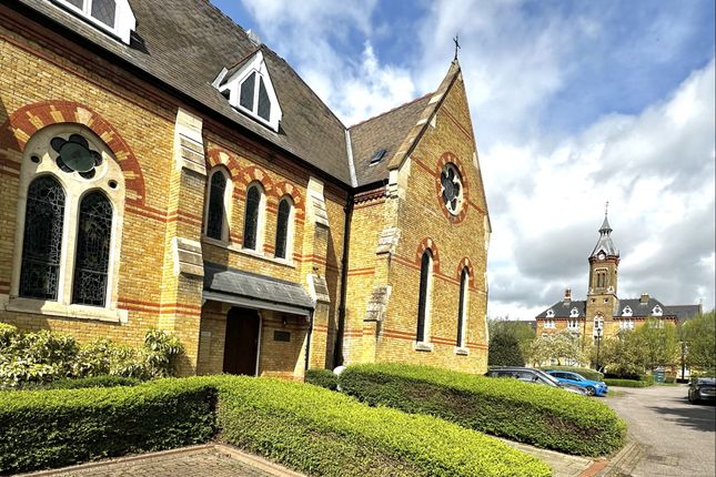 Orphanage Road, Watford, WD24 2 bed apartment for sale