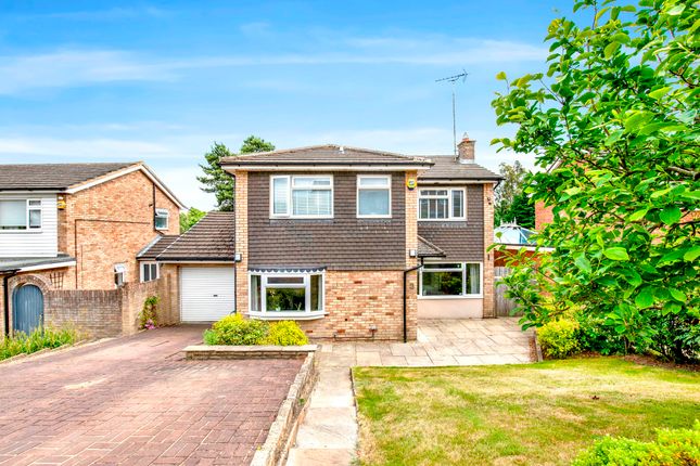 4 bed detached house