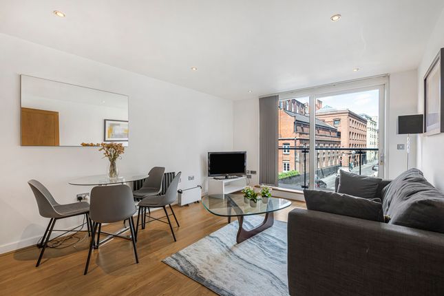 Brewhouse Yard, London, EC1V 1 bed apartment for sale