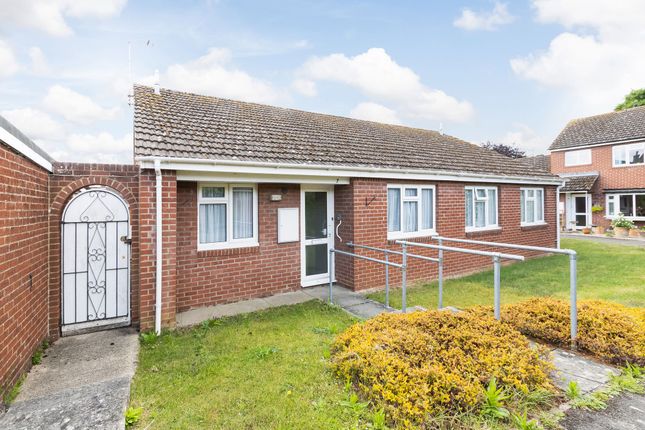2 bedroom semi-detached bungalow for sale