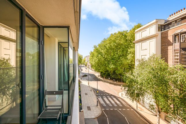 Hyde Park Square, Hyde Park, London 2 bed flat for sale