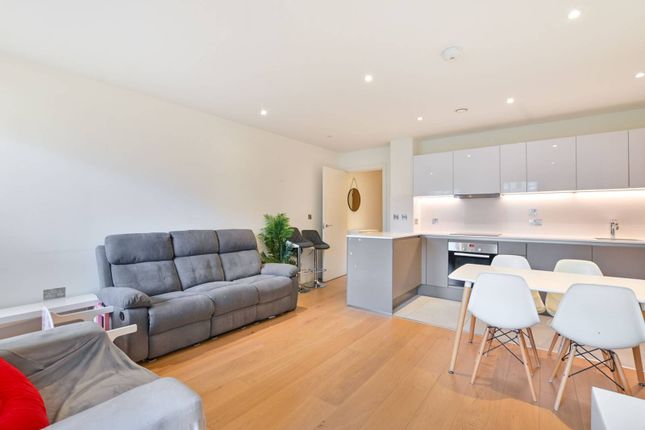 Empire Way, Wembley Park, Wembley, HA9 2 bed flat for sale