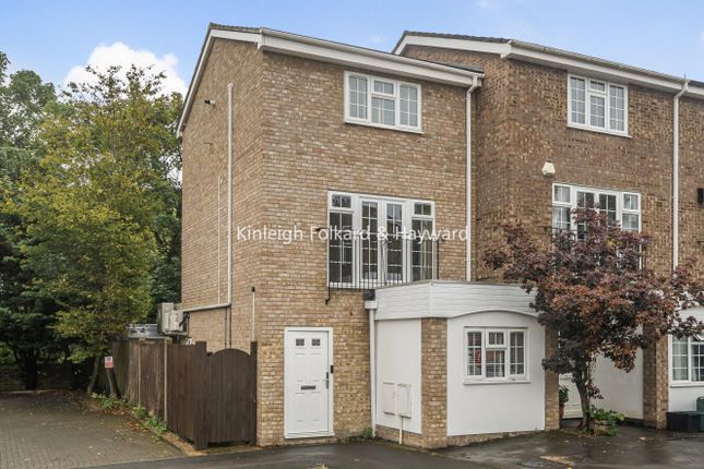 Ullswater Close, Bromley, Kent, BR1 3 bed end of terrace house for sale
