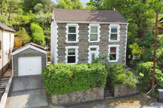 Neath Road, Neath SA11 3 bed detached house for sale