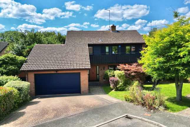 4 bed detached house