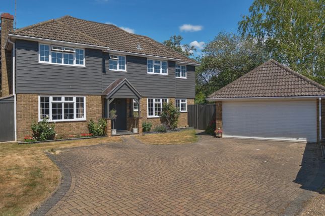 4 bed detached house