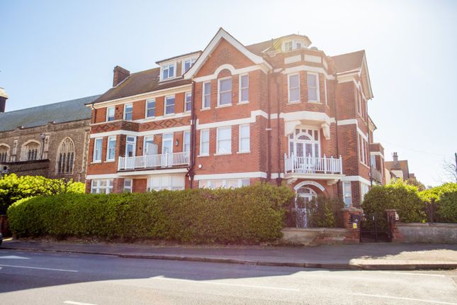 Eastern Esplanade, Margate, CT9 2 bed flat for sale