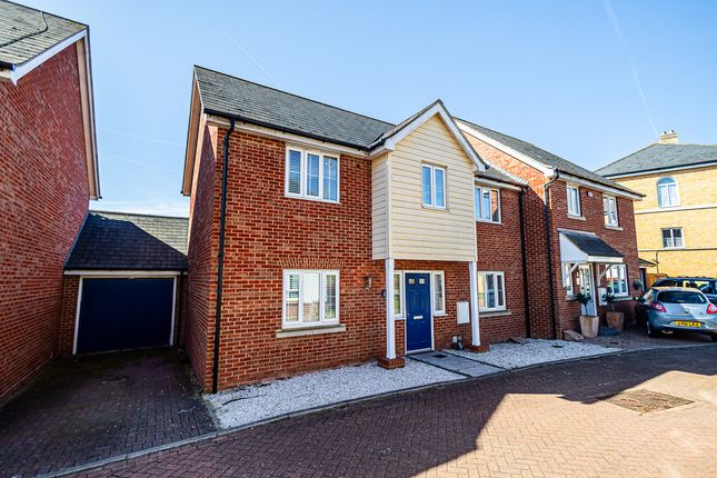 4 bedroom semi-detached house for sale