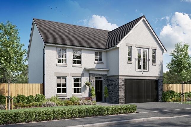 4 bed detached house