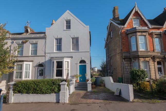 Grange Road, Ramsgate, CT11 4 bed end of terrace house for sale