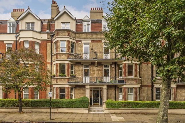 Castellain Road, Maida Vale W9 3 bed flat for sale