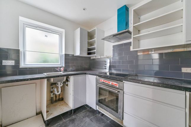 Holmesdale Road, SE25, South Norwood... 1 bed flat for sale