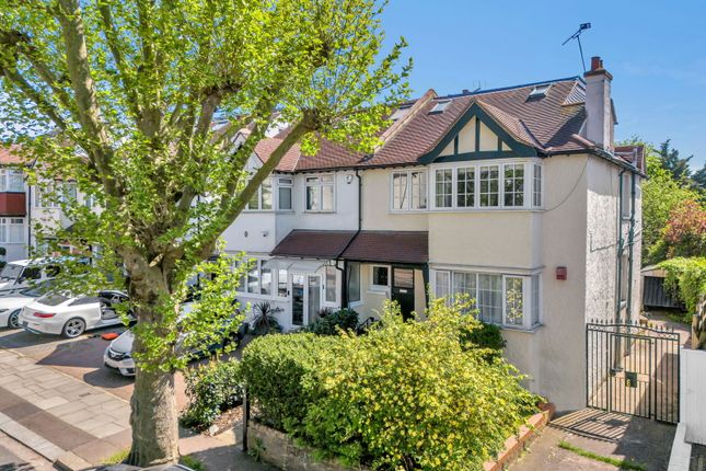 3 bed maisonette