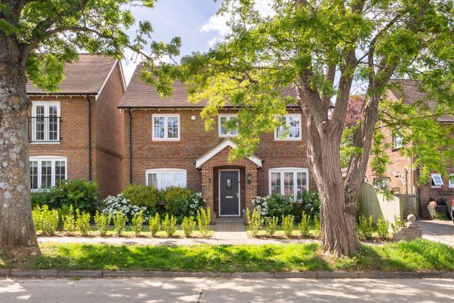 Charlwood Drive, Henfield 3 bed house for sale