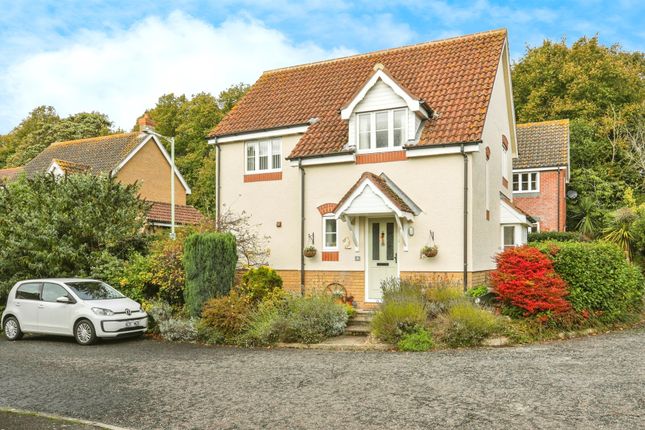 3 bed detached house