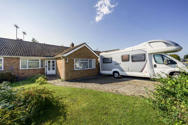 2 bedroom semi-detached bungalow for sale