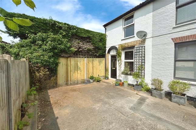 2 bedroom end of terrace house for sale