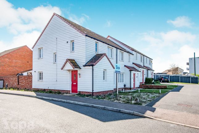 3 bed end terrace house