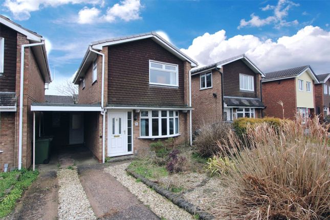 3 bedroom link detached house for sale