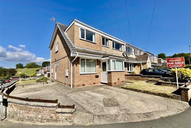 Webster Crescent, Rotherham, S61 2BP 5 bed semi