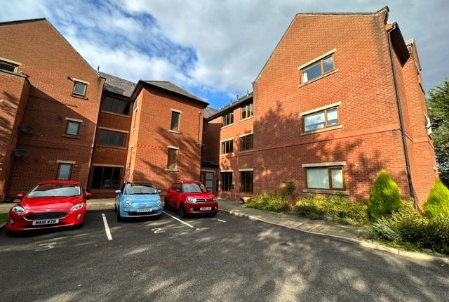 Seymour Road, Astley Bridge, Bolton 2 bed apartment for sale