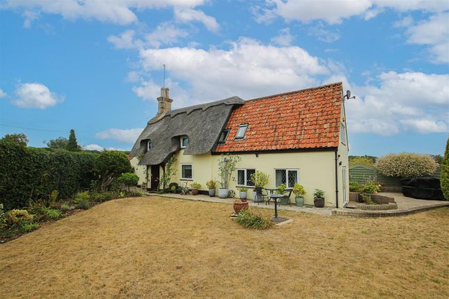 3 bedroom cottage for sale