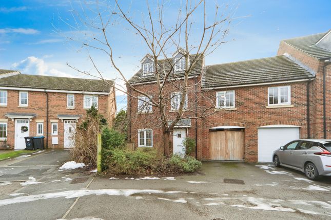 4 bedroom semi-detached house for sale