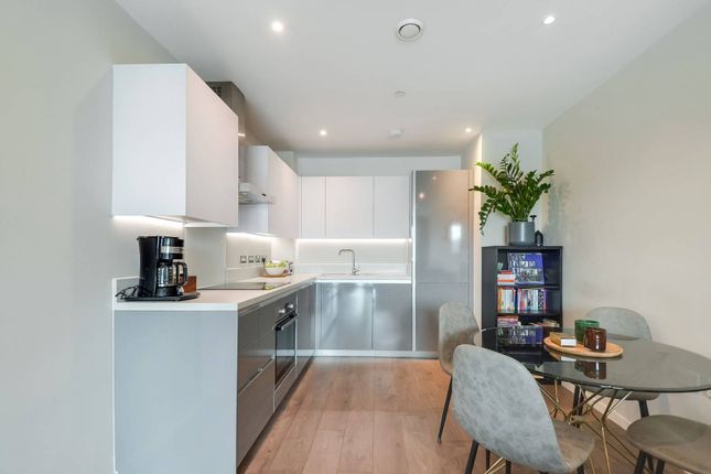 2 bed flat