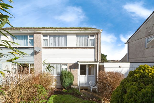 3 bed semi-detached house