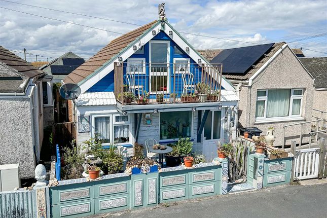 2 bedroom chalet for sale
