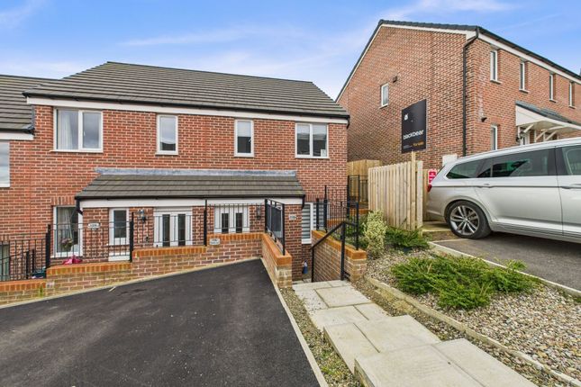2 bedroom semi-detached house for sale