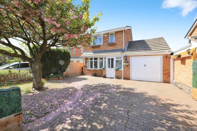 3 bed detached house
