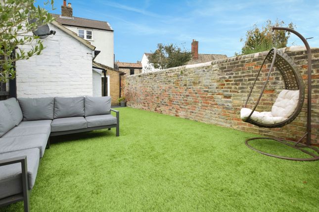 3 bed semi-detached house