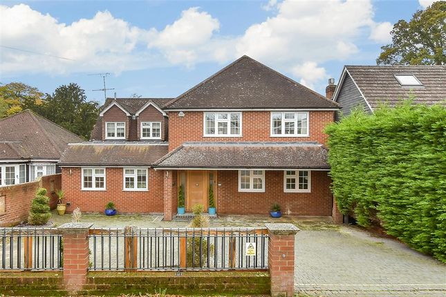 Baldwins Hill, Loughton, Essex 5 bed detached house for sale