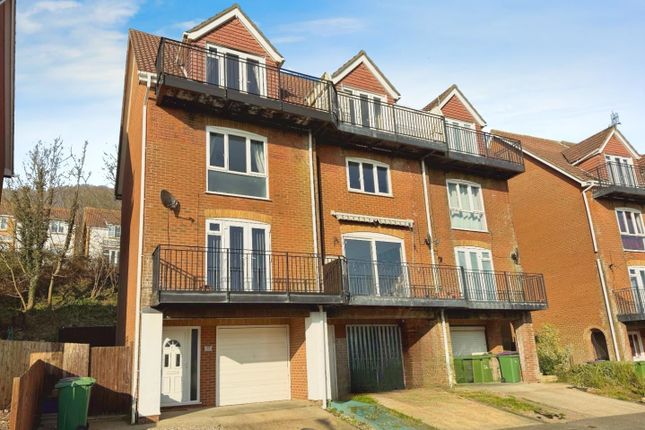 Battery Point, Hythe 4 bed end of terrace house for sale