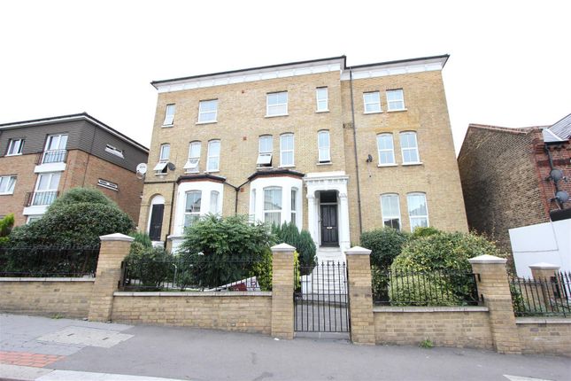 Portland Rd, London 3 bed flat for sale