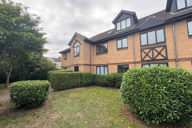 Bradley Road, Enfield EN3 1 bed apartment for sale