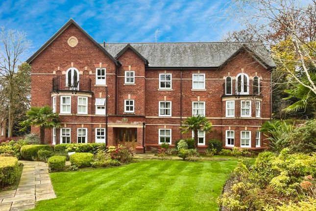 Clevelands Drive, Heaton 2 bed flat for sale