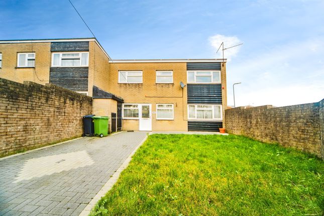 3 bedroom end of terrace house for sale