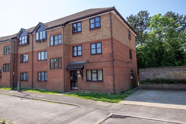 Redbridge 1 bed ground floor flat for sale