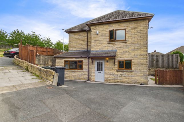 4 bed detached house