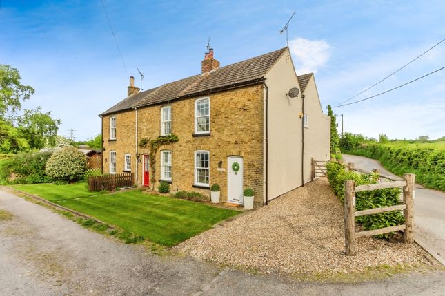 3 bed end terrace house