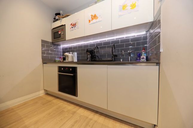 1 bedroom flat for sale