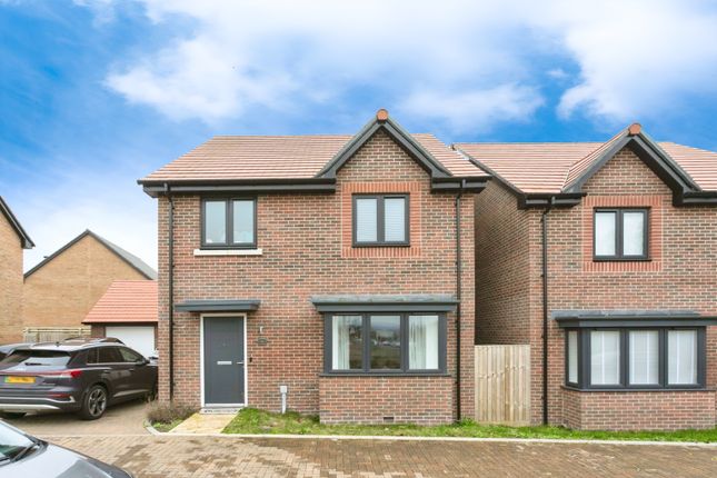 4 bed detached house